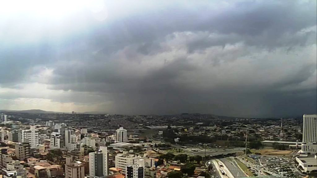 Defesa Civil emite alerta de frio para os próximos dias em BH saiba mais