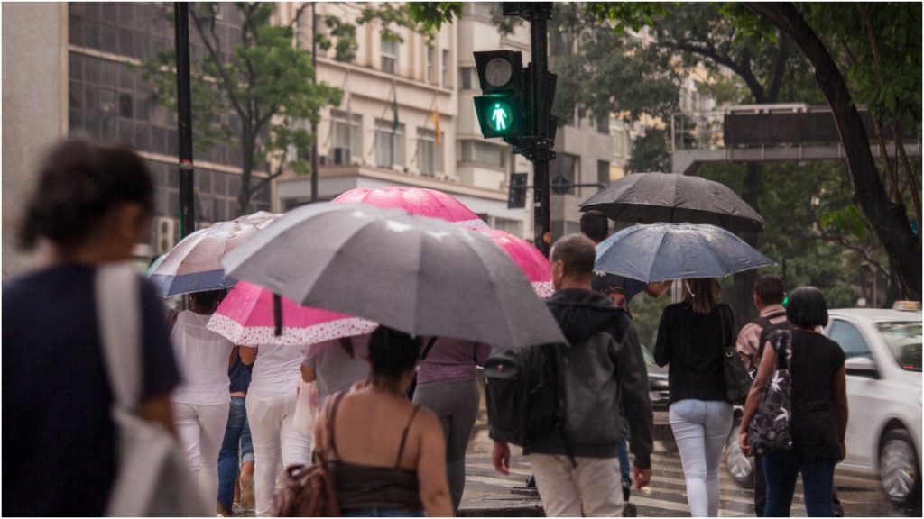 BH está sob alerta de pancadas de chuva nesta quinta feira