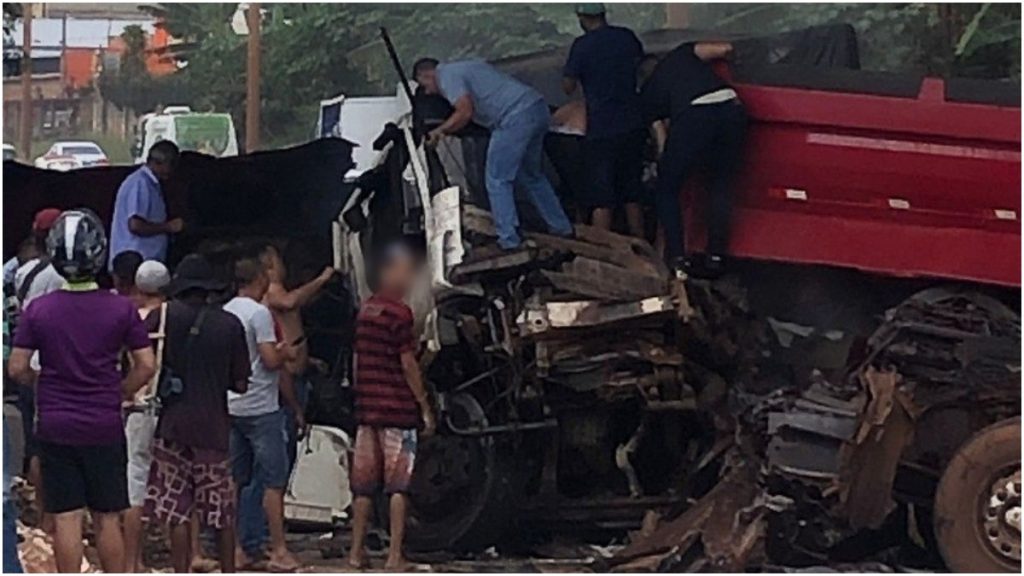 Acidente Entre Caminh Es Provoca Interdi O No Anel Rodovi Rio