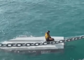 criança à deriva