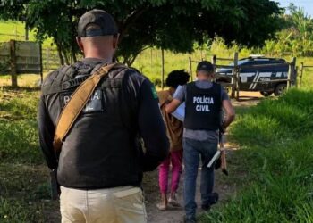 Mulher resgatada de cárcere privado na Bahia