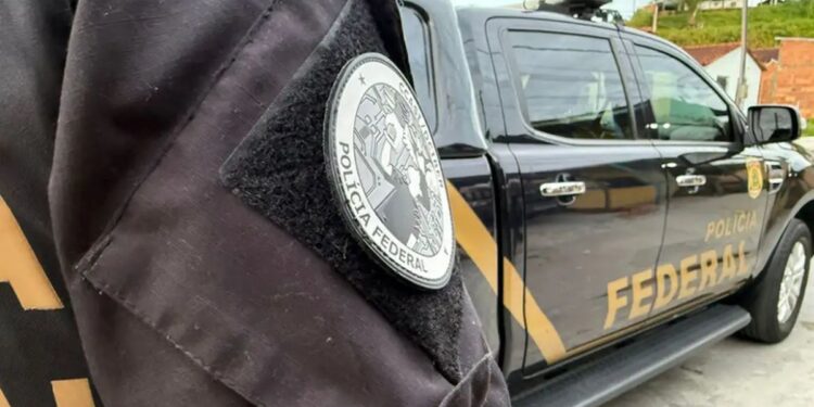 viatura da Polícia Federal