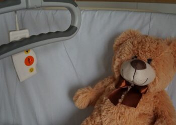 Criança de apenas 2 anos é submetida à eutanásia na Holanda após mudança na lei