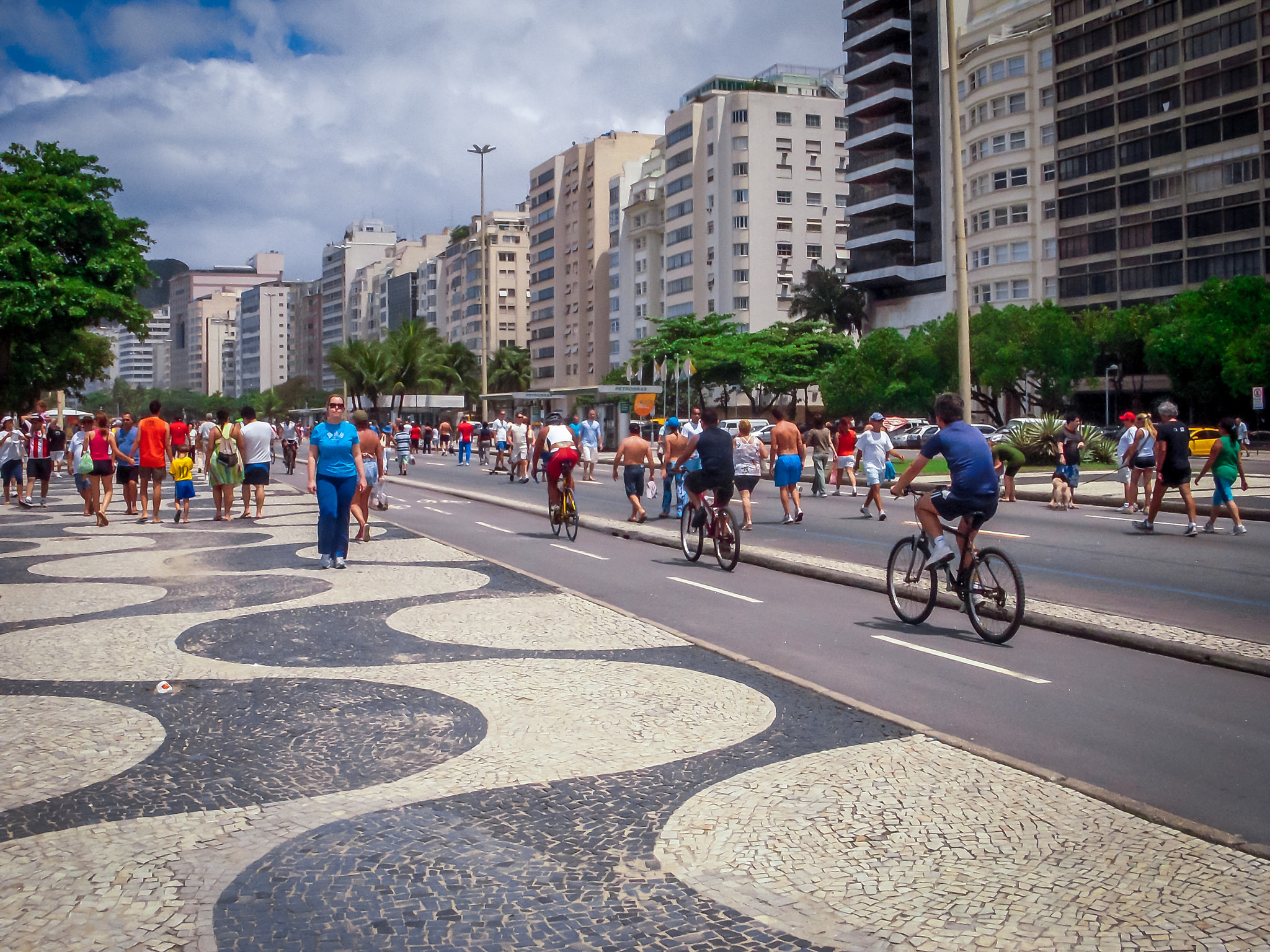 Jogos olímpicos serão de segurança e tranquilidade, diz Serra no Rio