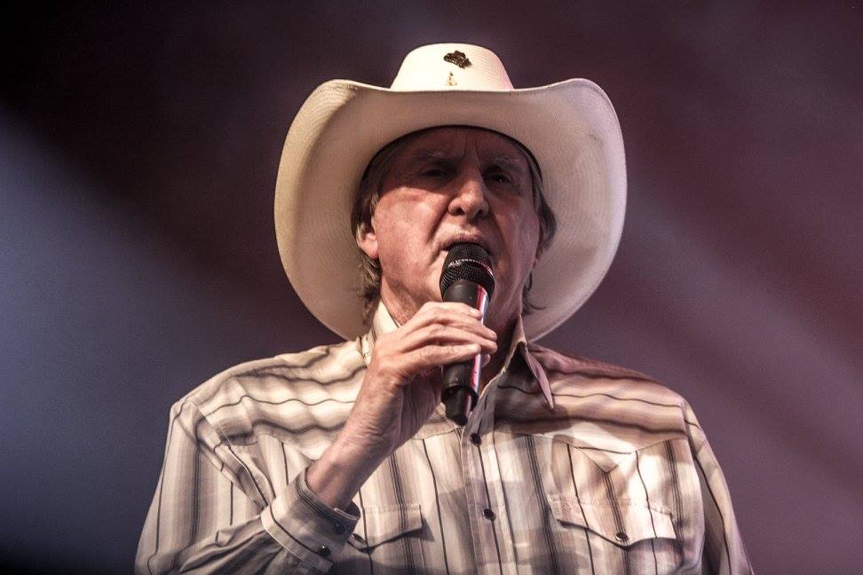 Sérgio Reis faz show em BH