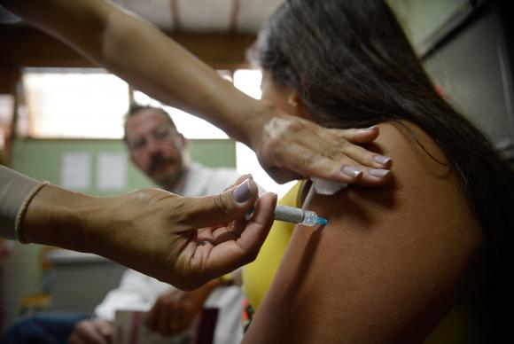 governo amplia vacina de hpv