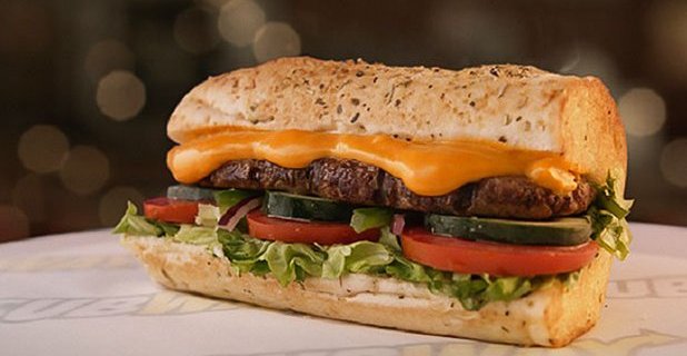 Subway lança oferta com combo a preço de sanduíche na Black Friday