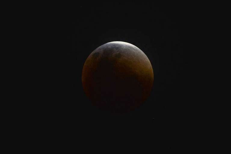 Brasil pode assistir ao eclipse lunar mais longo do século XXI