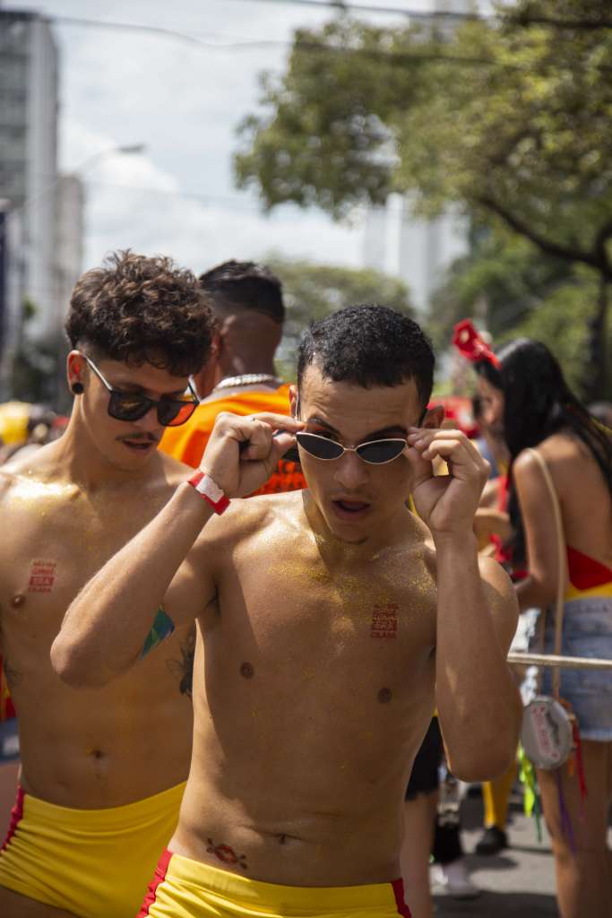 Me Beija Que Eu Sou Pagodeiro 08