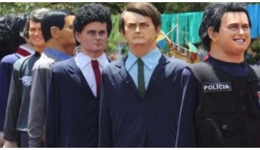Bolsonaro e Mora representados nos bonecos de Olinda