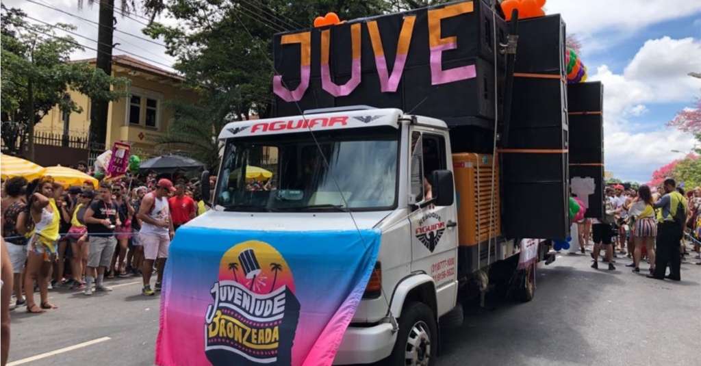 juventude trio eletrico carnaval