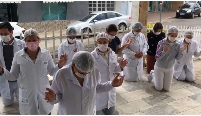 Funcionários agradeceram pela cidade não ter casos de Covid-19