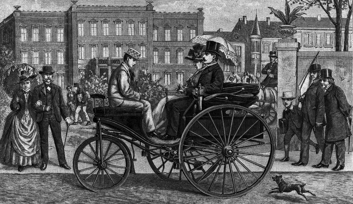 Patent-Motorwagen foi construído por Karl Benz para homenagear sua mulher