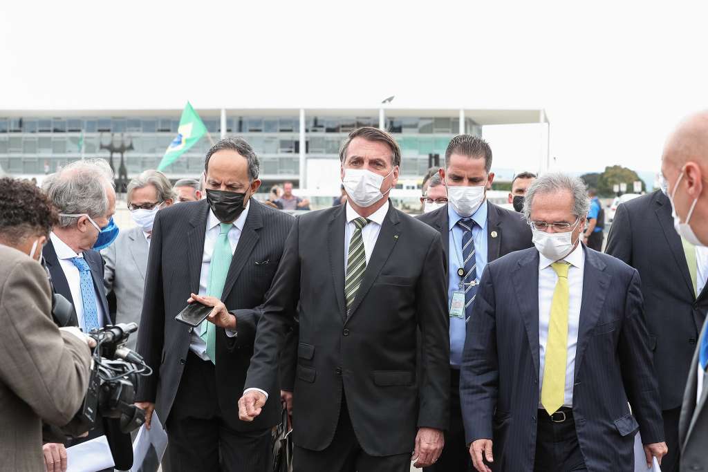 marcha bolsonaro improviso descaso