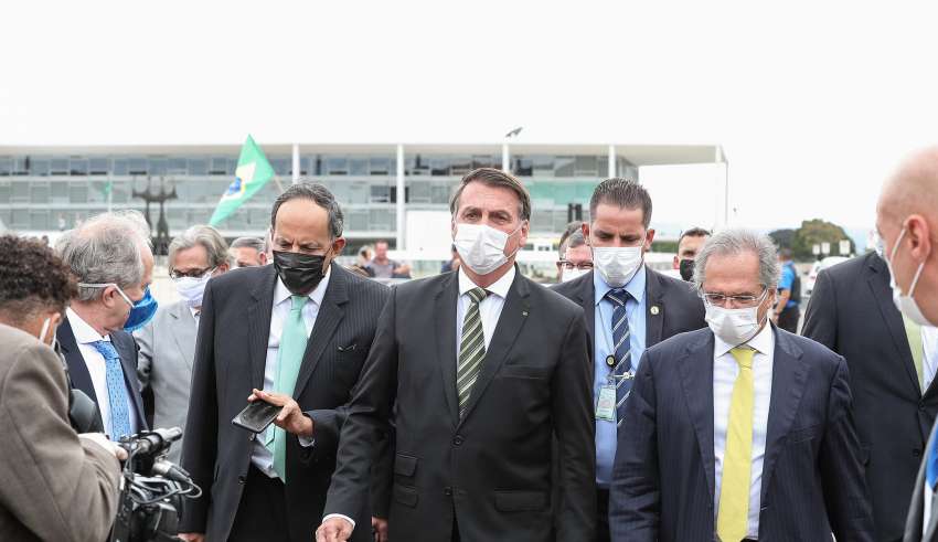 marcha bolsonaro improviso descaso