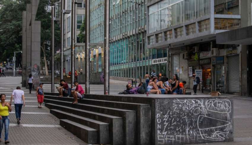 estudo ufmg coronavirus espacos publicos