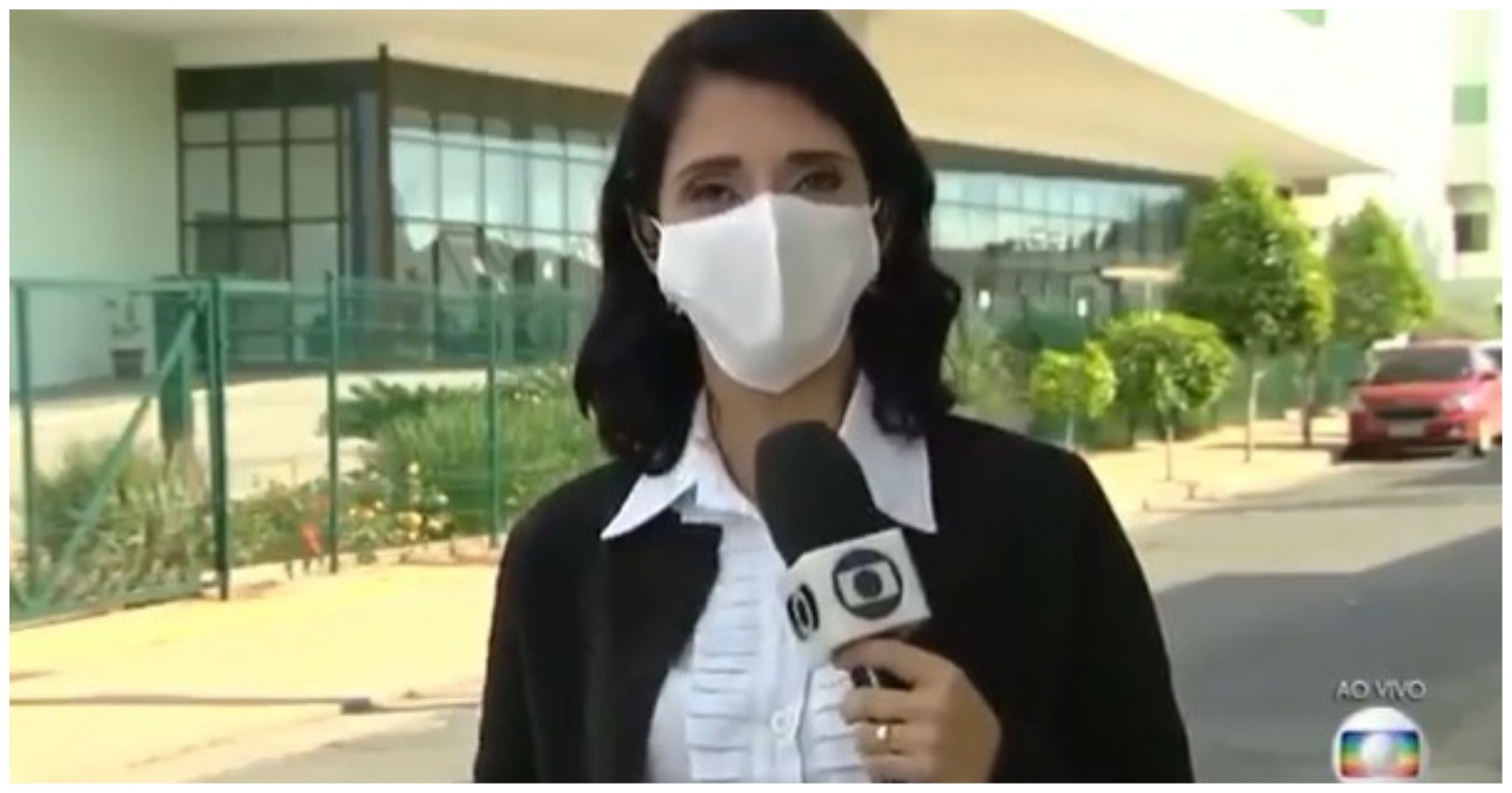 Jornalista teve falta de ar devido ao uso de máscara