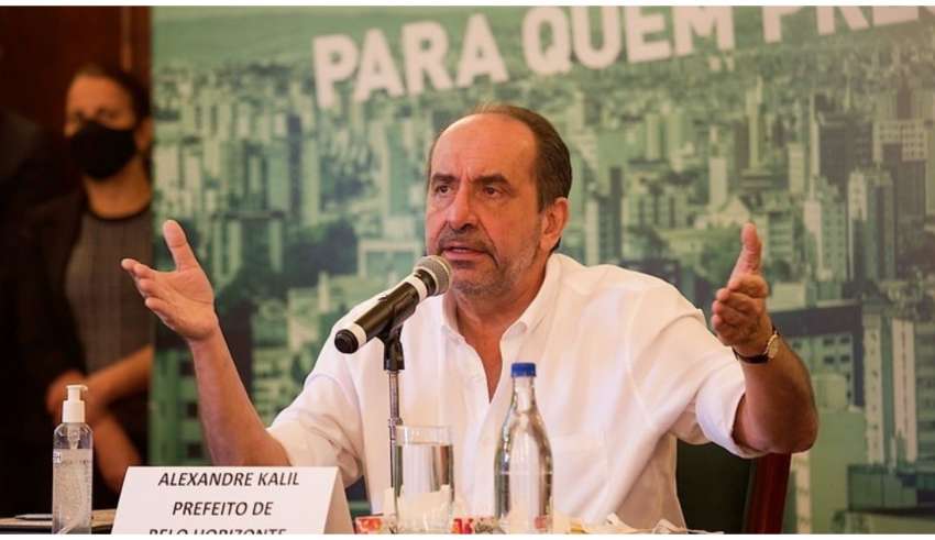 kalil anuncia pre candidatura