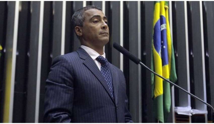 romário atuando como parlamentar