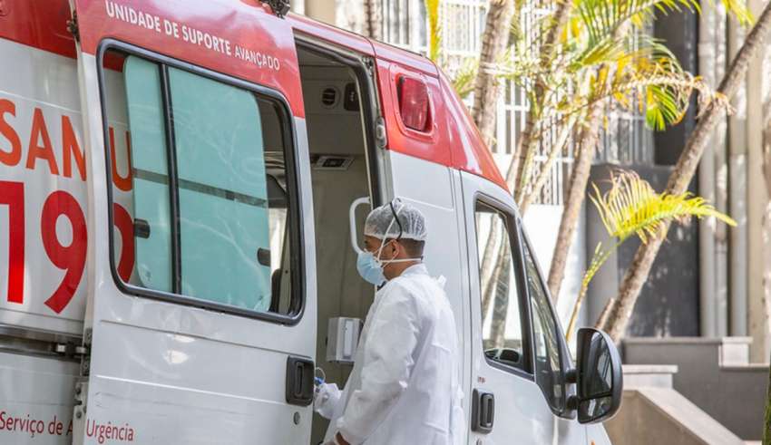 ambulância hospital santa casa bh