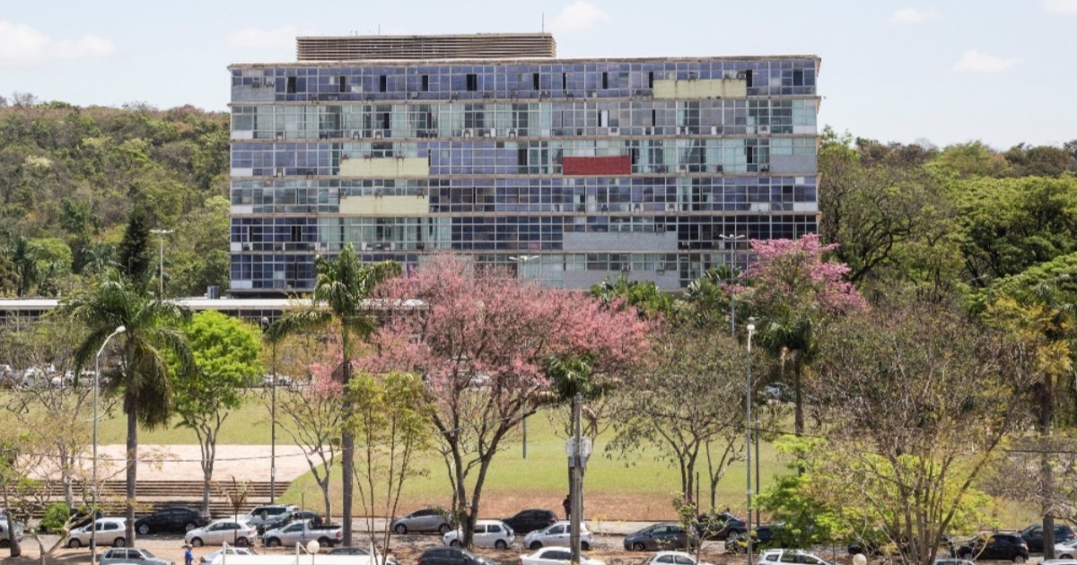 ufmg reitoria fachada