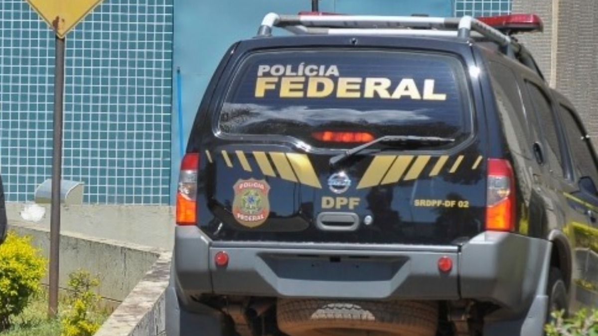carro policia federal