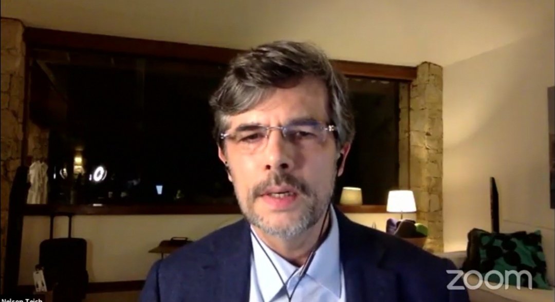 Nelson Teich, exministro da Saúde, aparece 'bonitão e saudável' e viraliza
