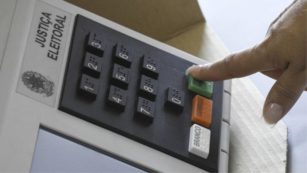 votação urna eletrônica