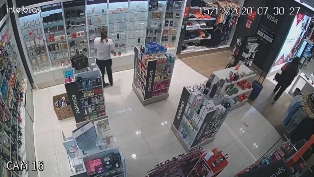 Loja furtada no Aeroporto de Confins
