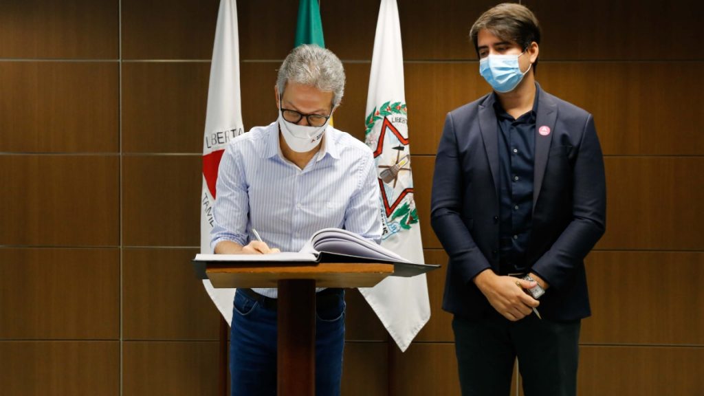 romeu zema empossa secretário saúde Fábio Baccheretti