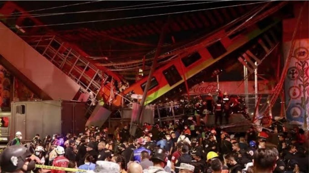 Viaduto desaba com metrô na Cidade do México e deixa 23 mortos