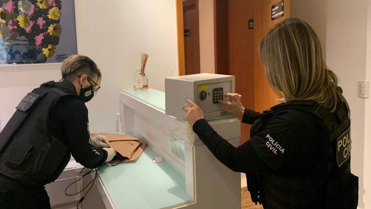 Polícia investiga médico