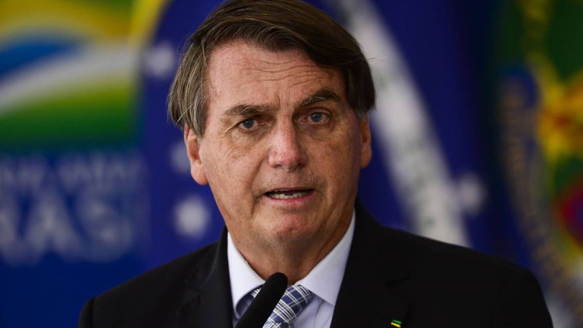 bolsonaro presidente brasil bandeira