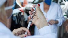 vacina ampola seringa agulha