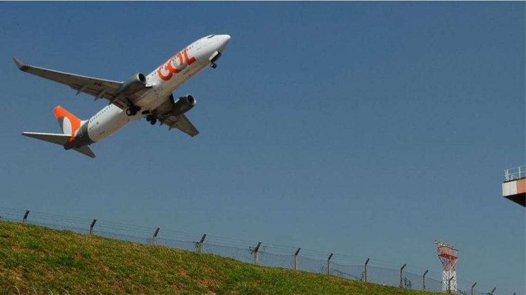 avião-gol