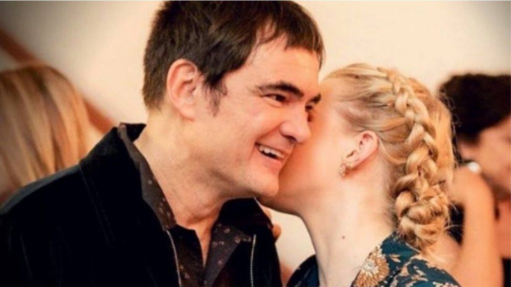 Samuel Rosa e Laura Sarkovas