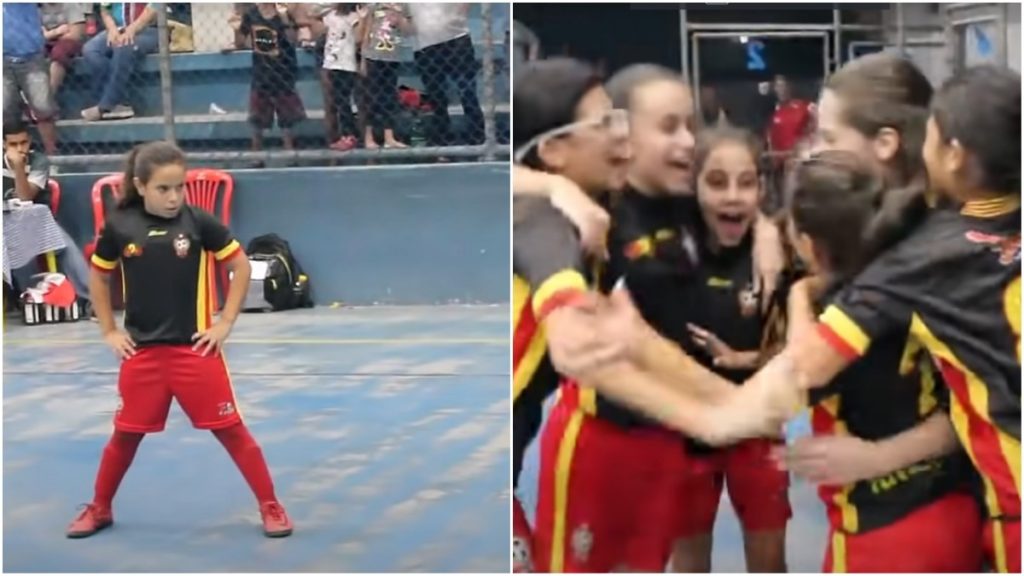 meninas jogadoras de futsal comemorando