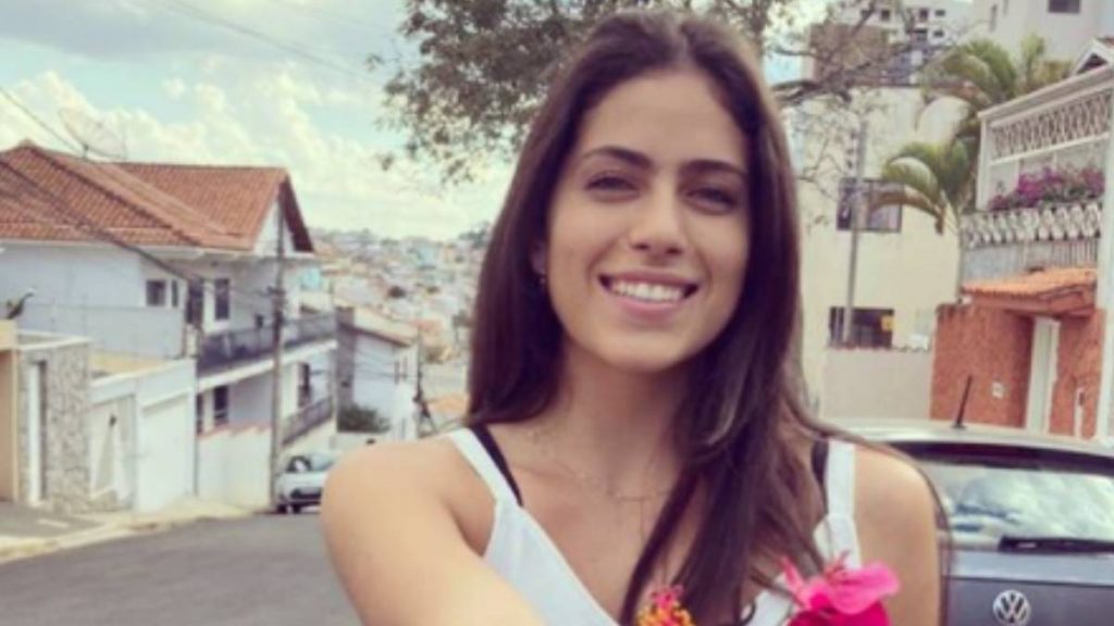 Cecília Oliveira Gerônimo