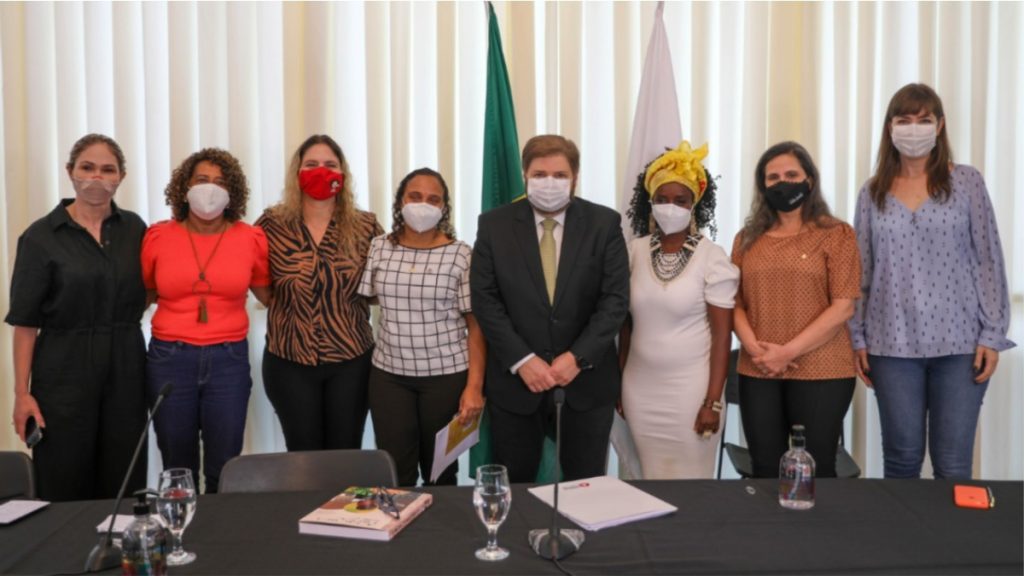 bancada feminina