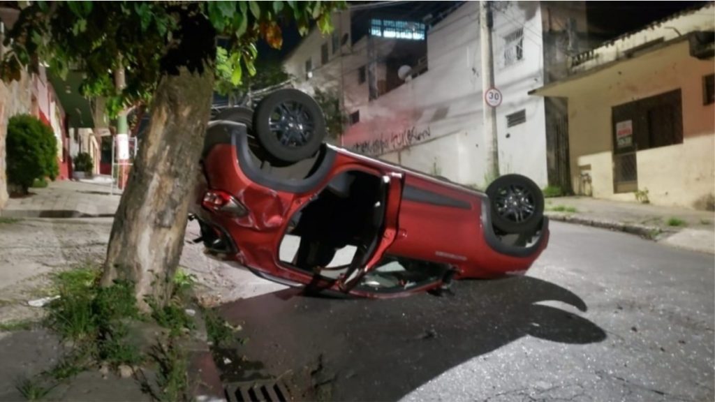 carro capota