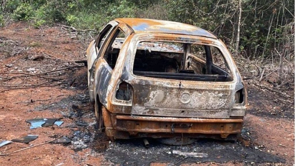 carro incendiado