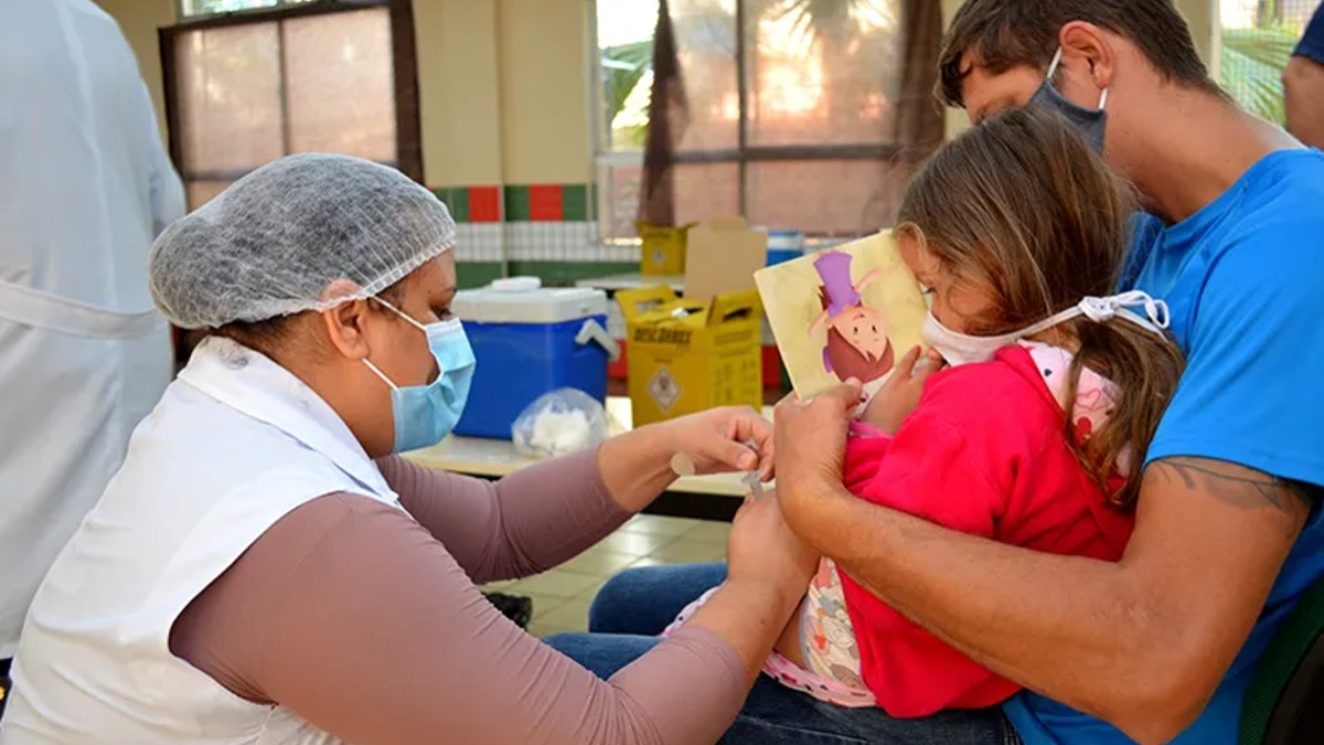 Vacinação de crianca