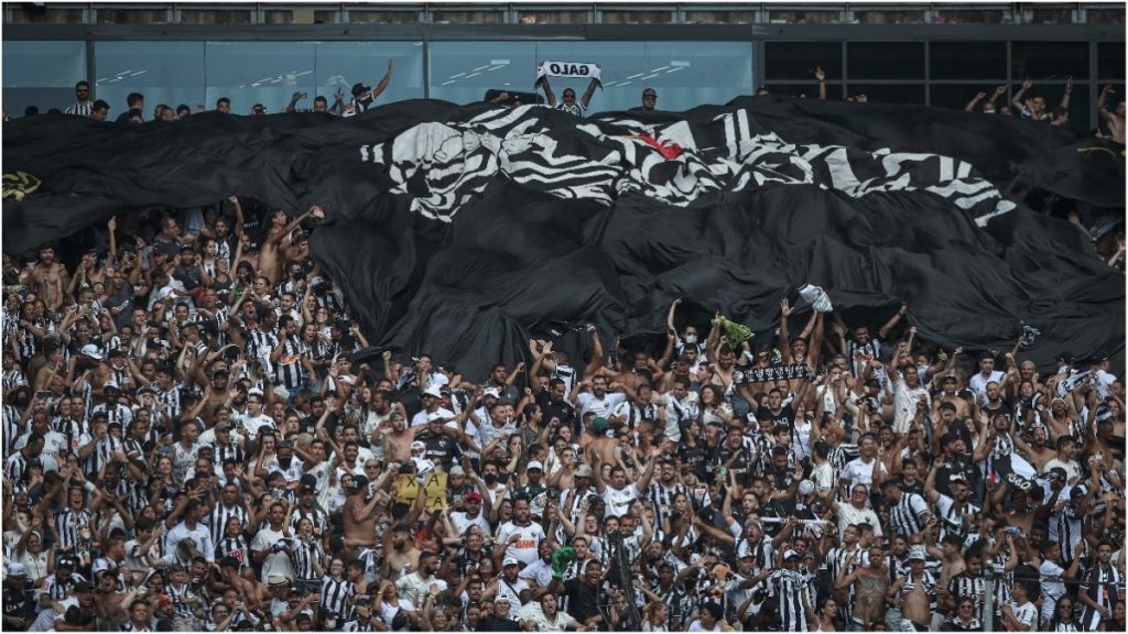 torcida atlético homofobia futebol