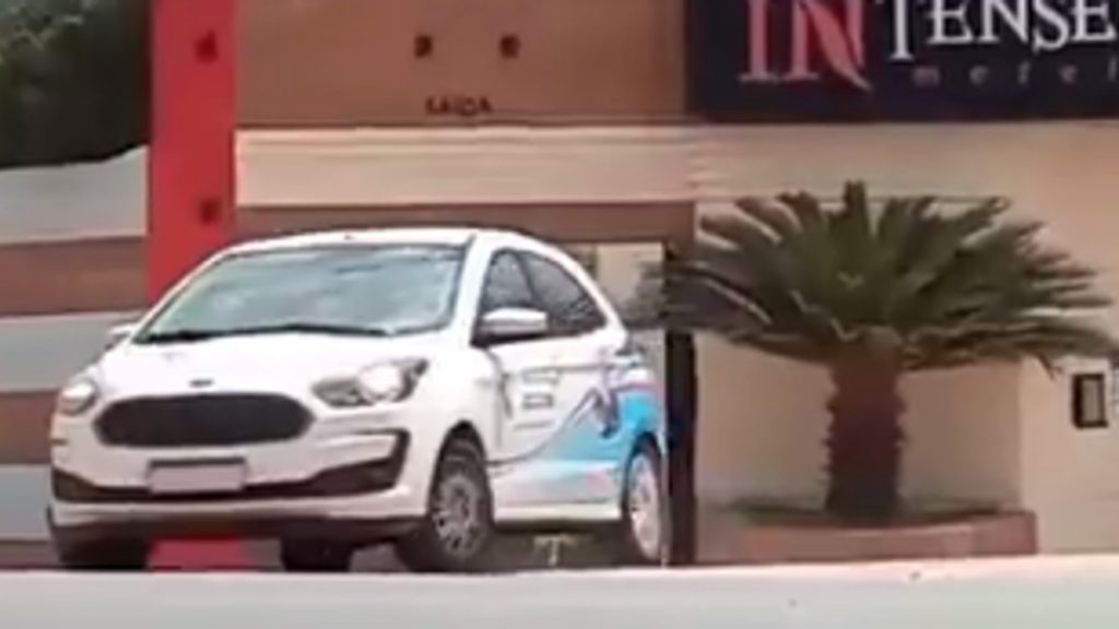 Carro da prefeitura