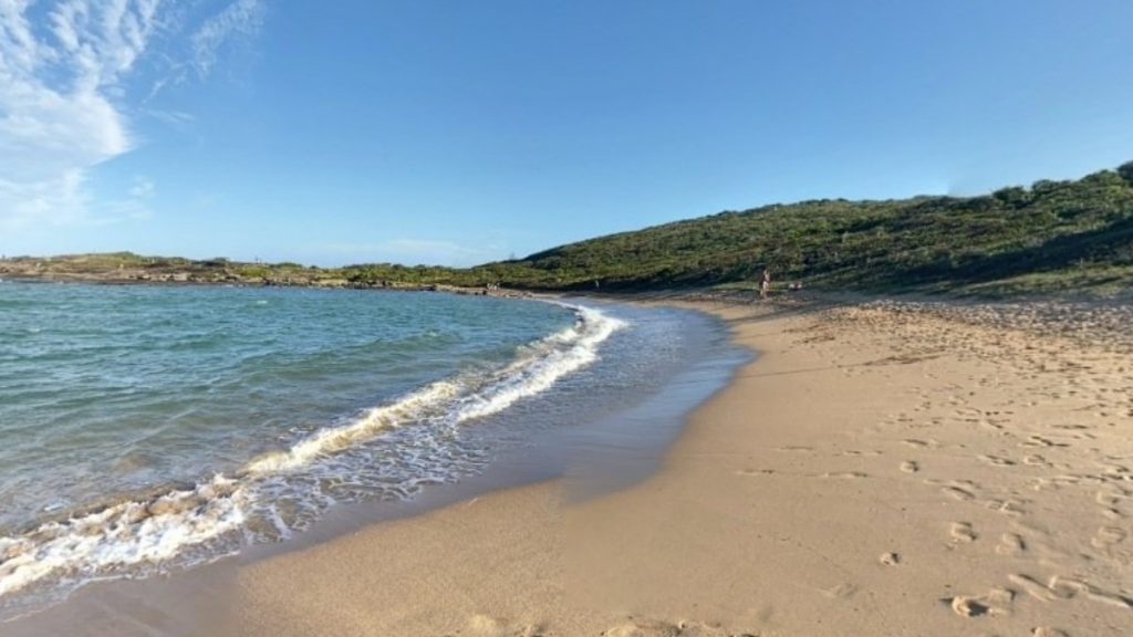 praia do ermitão