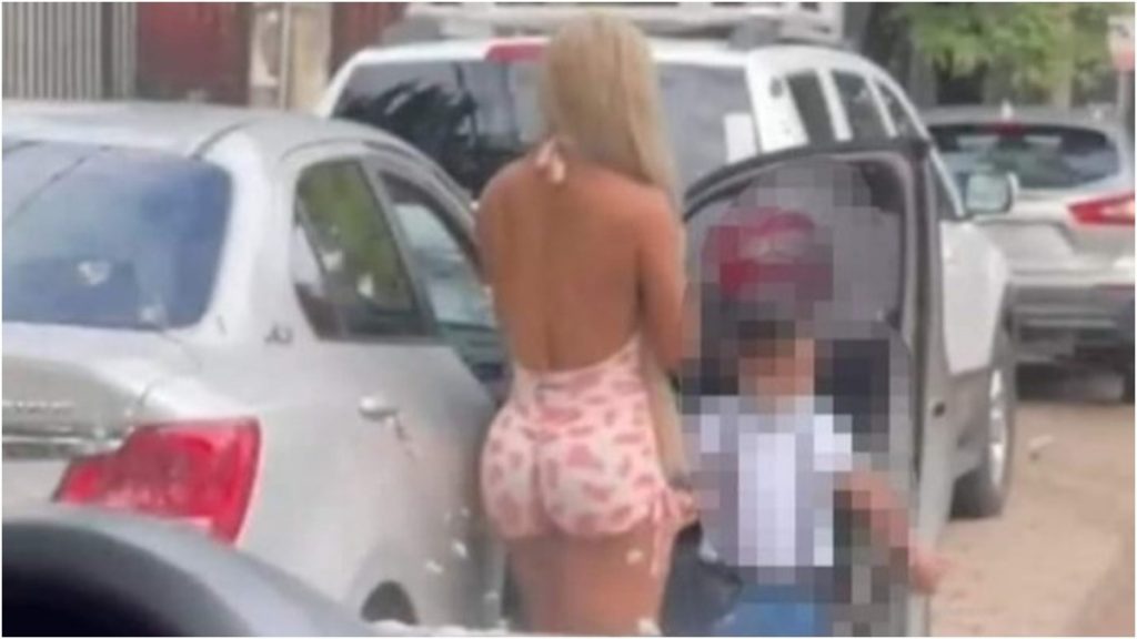 mãe criticada