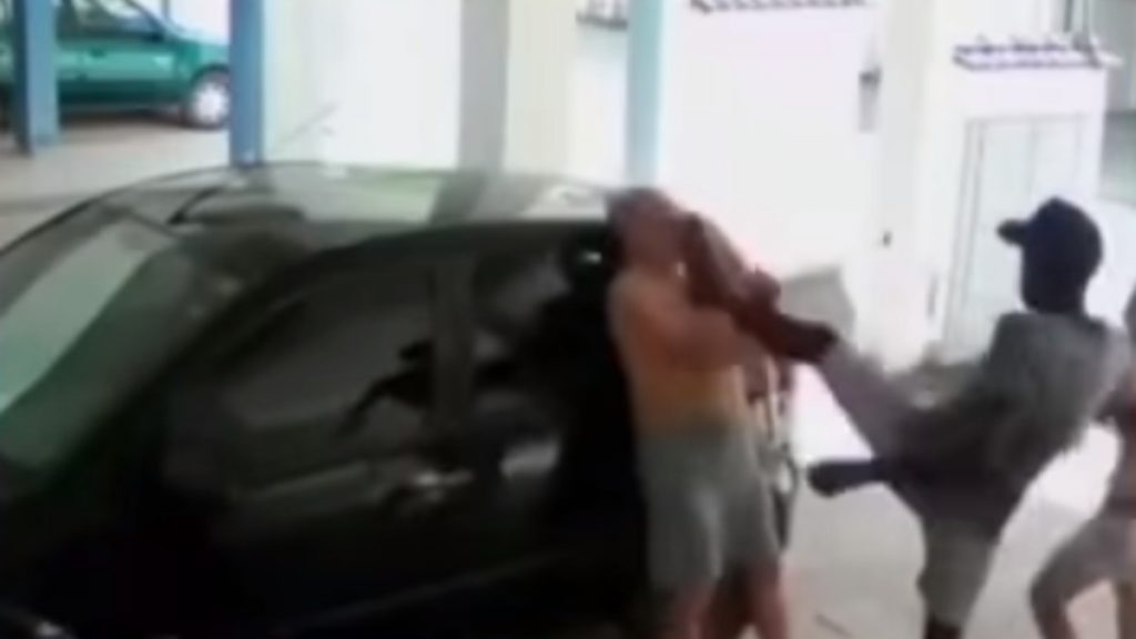 idoso agredido