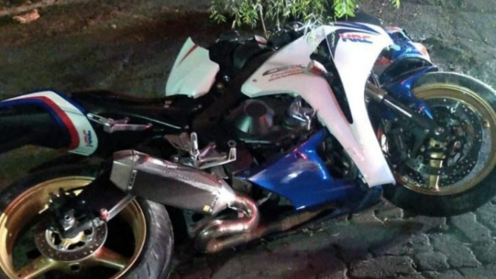 moto caída