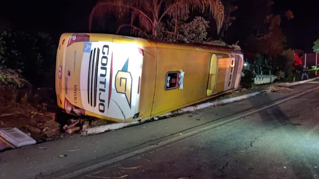 Acidente de ônibus