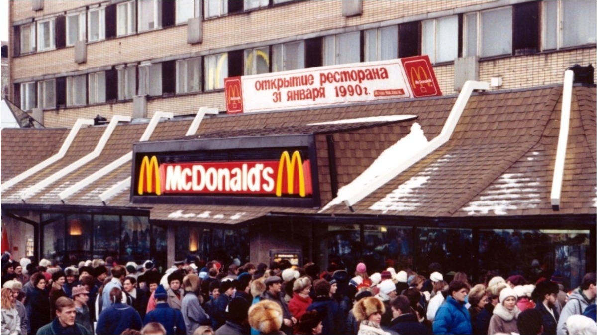 McDonald's começou a fechar as portas na Rússia em março deste ano